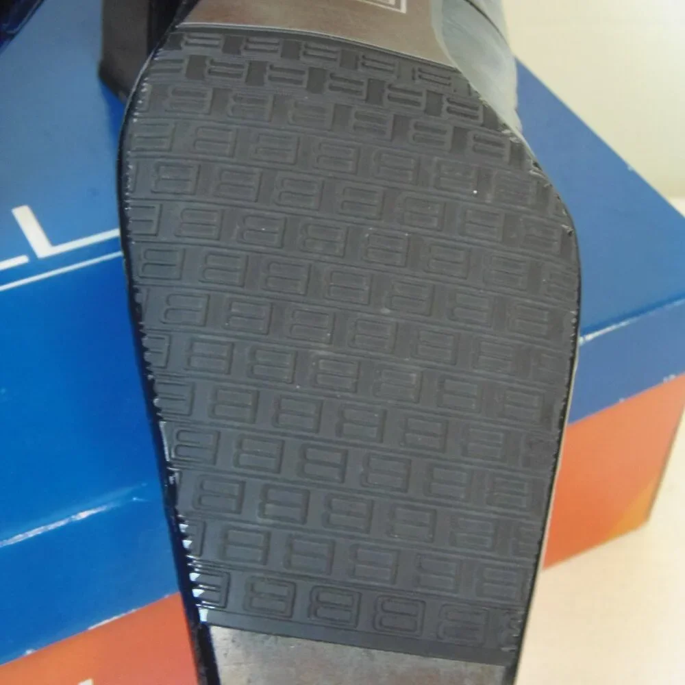 Bellini Rhonda‎ Women's 7M Faux Croc Black Gray Sleek Pump BossBabe Powerhouse